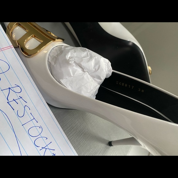 Balenciaga BB Patent Leather Pumps size 38 - Picture 9 of 10